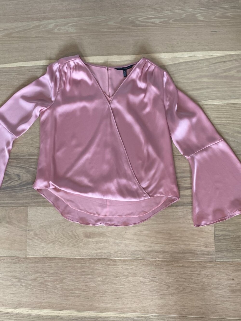 WHBM Pink Surplice Top Size 14 NWT - Picture 3 of 11